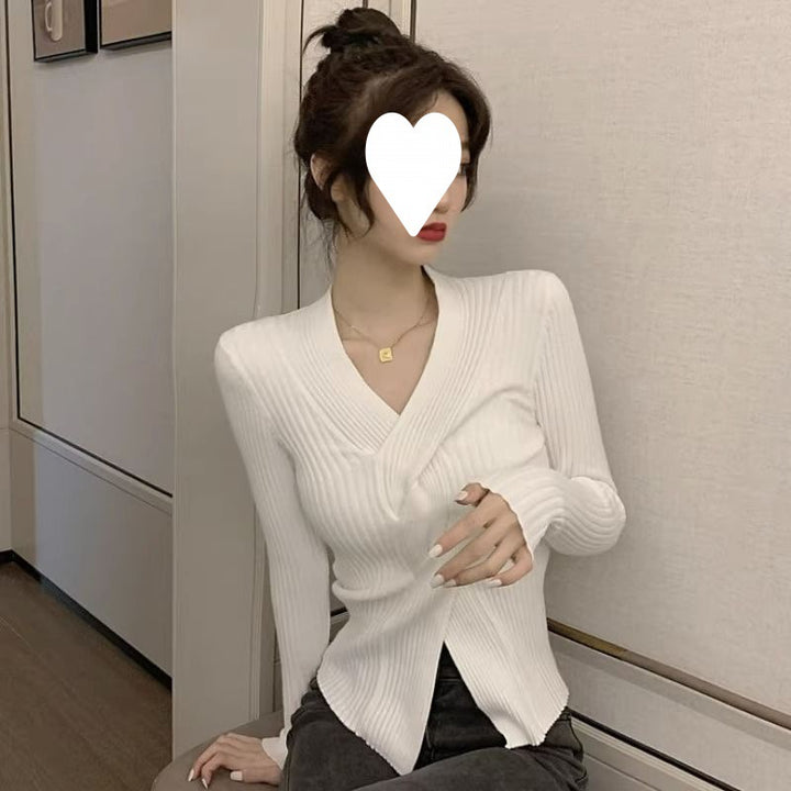 Japanese  V-neck Sweater Waist Trimming Short Top